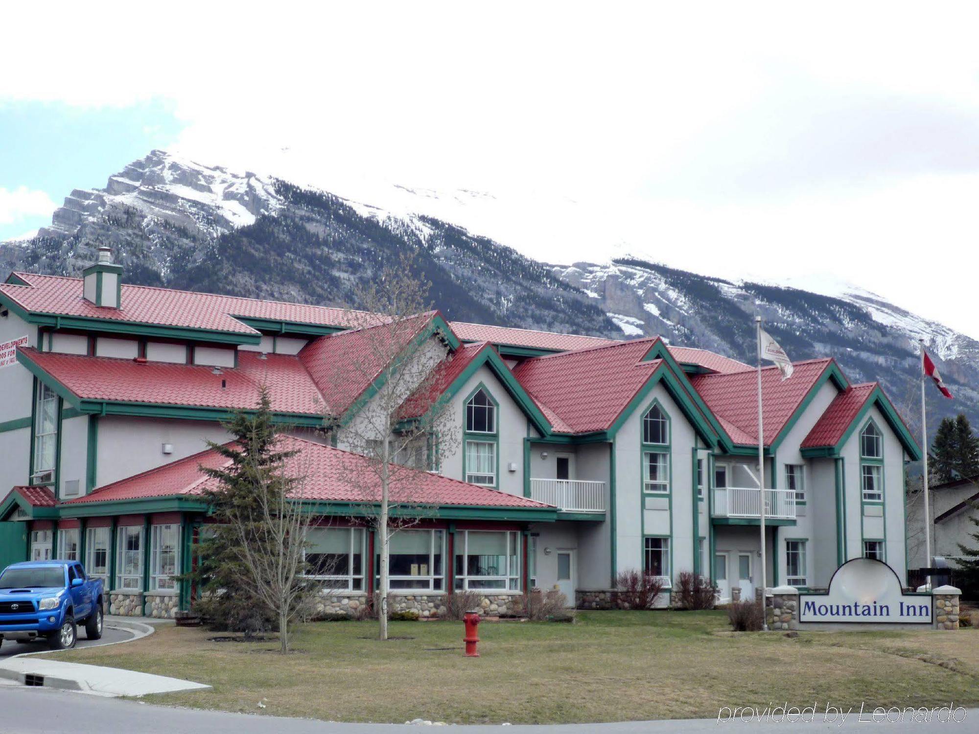 Sunset Mountain 3* Canmore